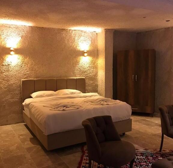 חדר סטנדרט, Hydros Cave Suit