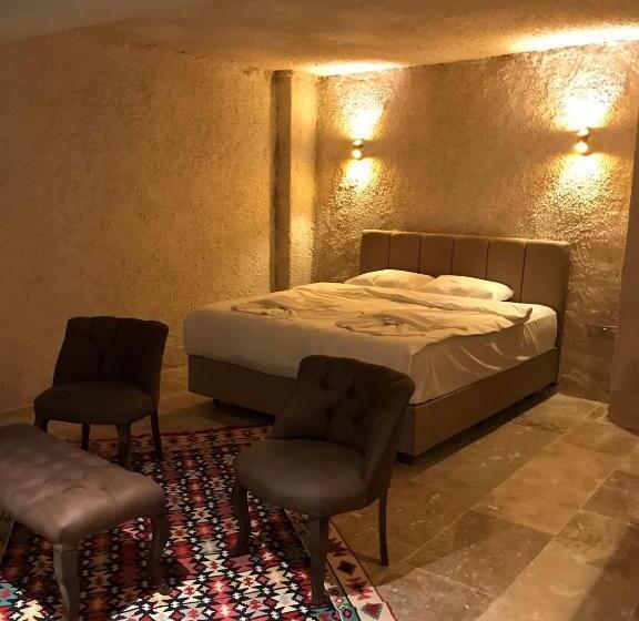 חדר סטנדרט עם מיטת קינג, Hydros Cave Suit