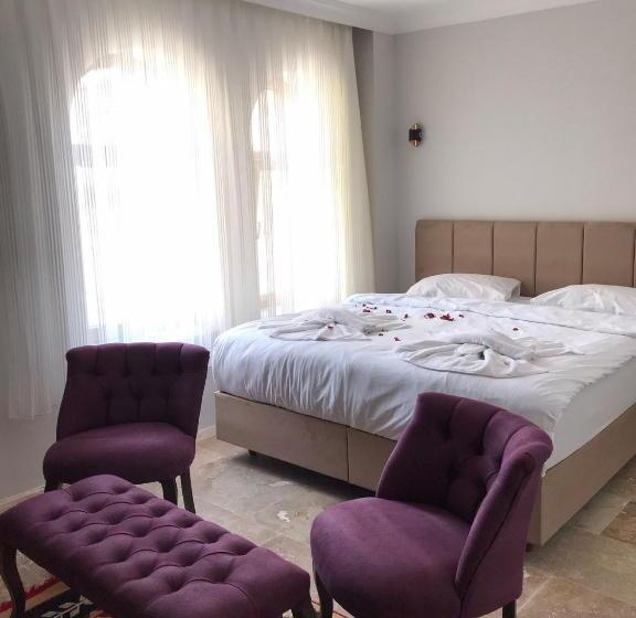 חדר סטנדרט, Hydros Cave Suit