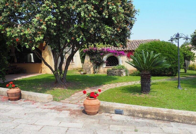 غرفة سوبيريور ثلاثية, Il Borghetto Beach Club Resort