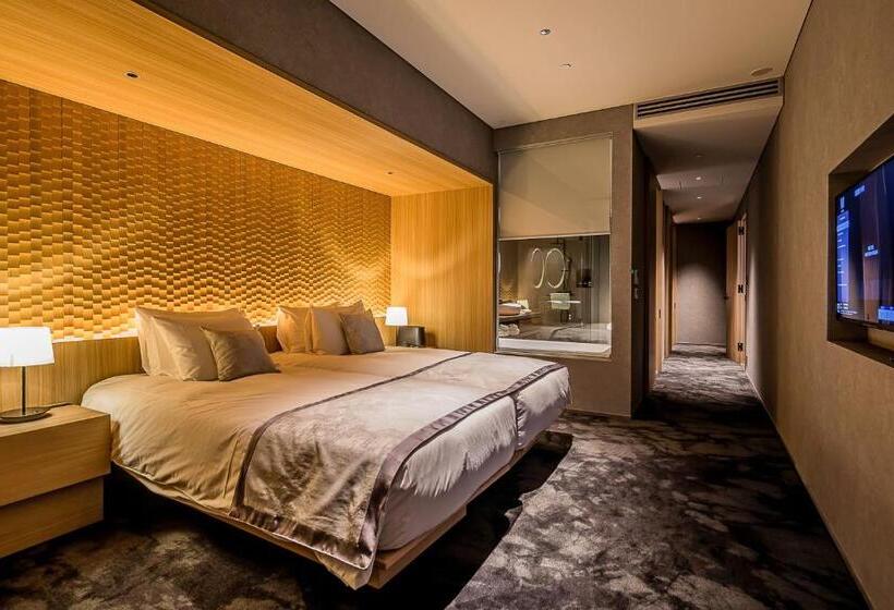 סוויטה, Muwa Niseko