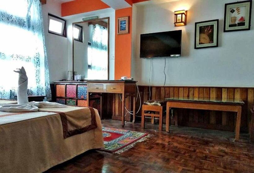 家庭间, Phamrong Retreat, Pelling