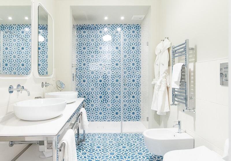 디럭스 스위트 바다 전망, The Meru Sanur