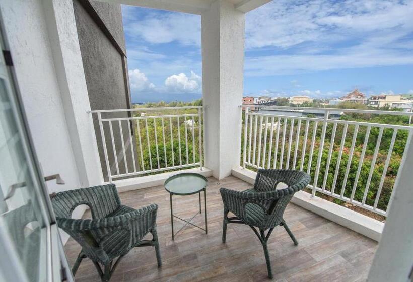 اتاق استاندارد با بالکن و چشم‌انداز دریا, Little Turkey B&b