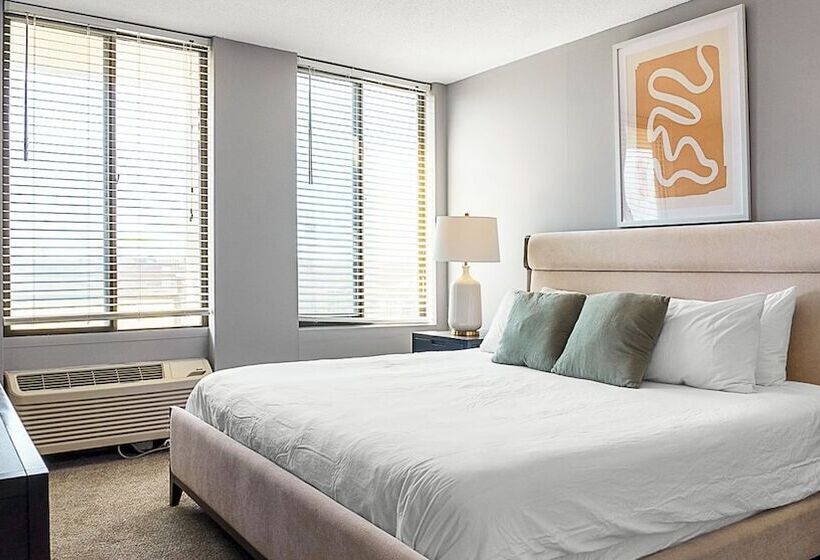 1 Schlafzimmer Apartment, Three Rivers Apartments By Barsala