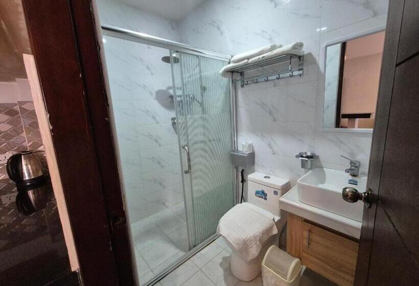 سوییت لوکس, Hanguk Hotel 한국 호텔