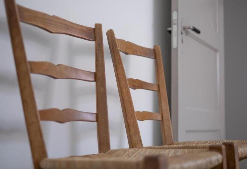 带共用浴室的标准房间, B&b Het Atelier