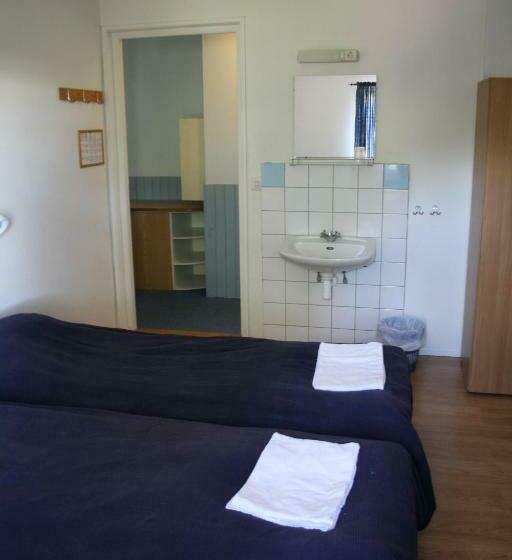 חדר סטנדרט חדר אמבטיה משותף, Gästhem Kronan