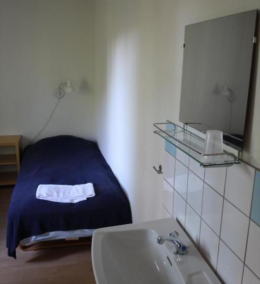 Standard Enkelrum Delat Badrum, Gästhem Kronan