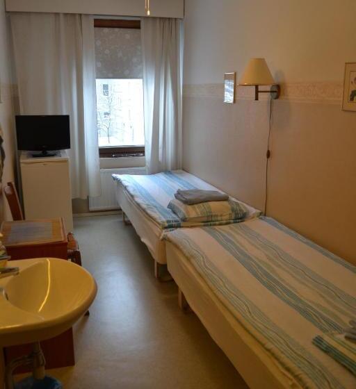 バス共有のスタンダードルーム, Hostel Matkakoti Patria