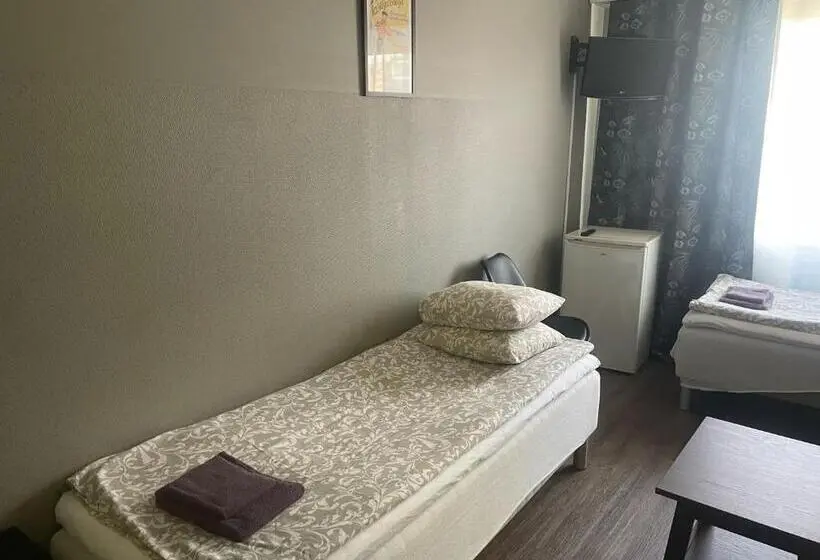 اتاق استاندارد با سرویس بهداشتی مشترک, Hostel Matkakoti Patria