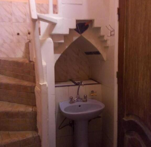 اتاق ساده سه نفره, Ahmed Safari Camp &