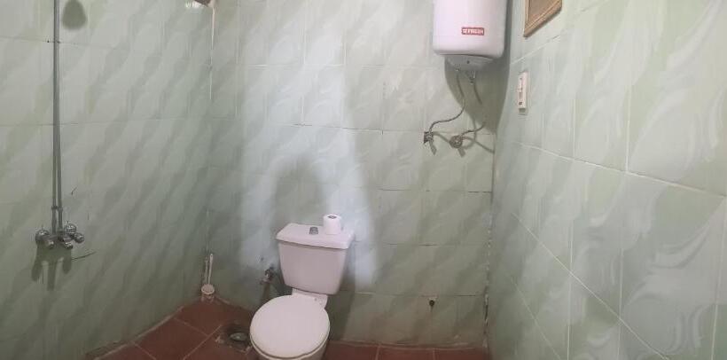 اتاق ساده سه نفره, Ahmed Safari Camp &