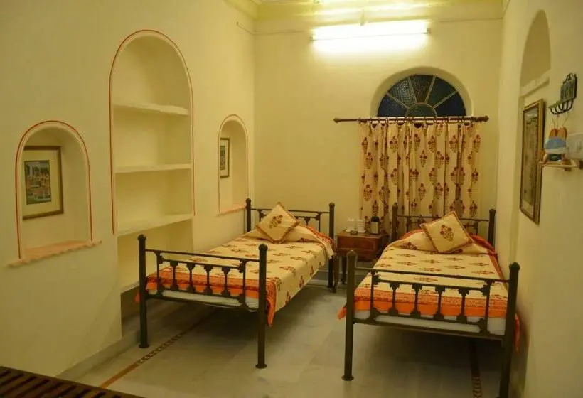 Standard-huone, Dev Niwas , Bundi