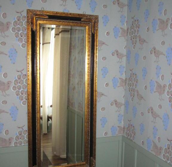 スイート, Liravintola Alma