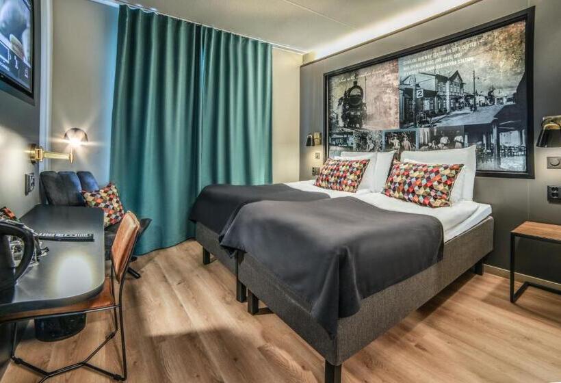 スタンダードルーム, Liravintola Alma