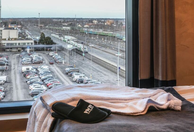 キングサイズベッドのエクゼクティブ, Liravintola Alma