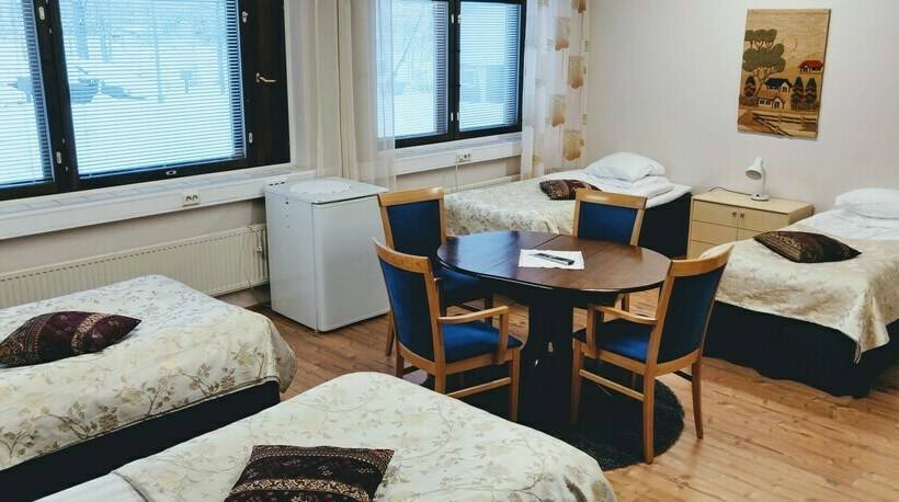 غرفة قياسية رباعية, Li Vuolake