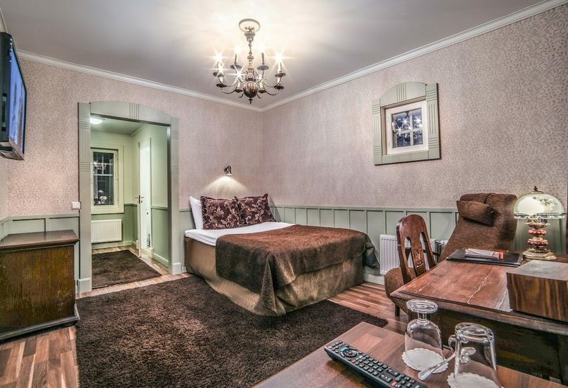 スーペリアシングルルーム, Liravintola Alma