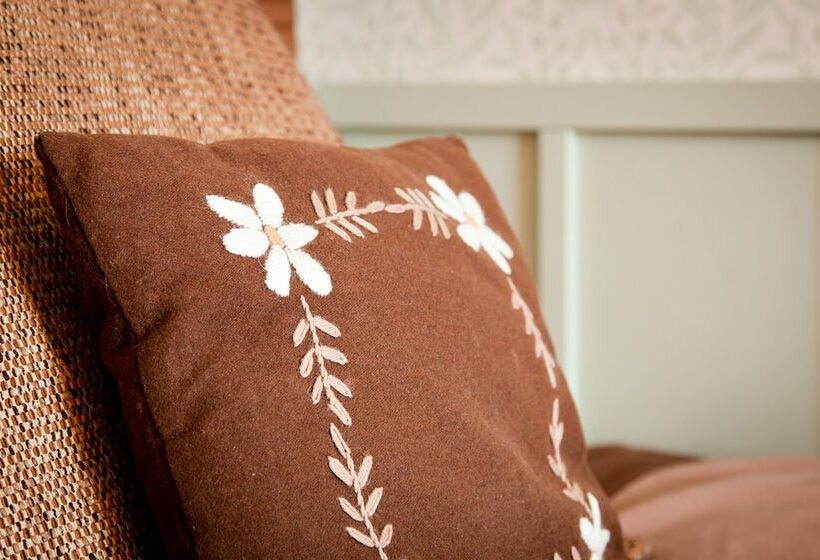 スーペリアシングルルーム, Liravintola Alma