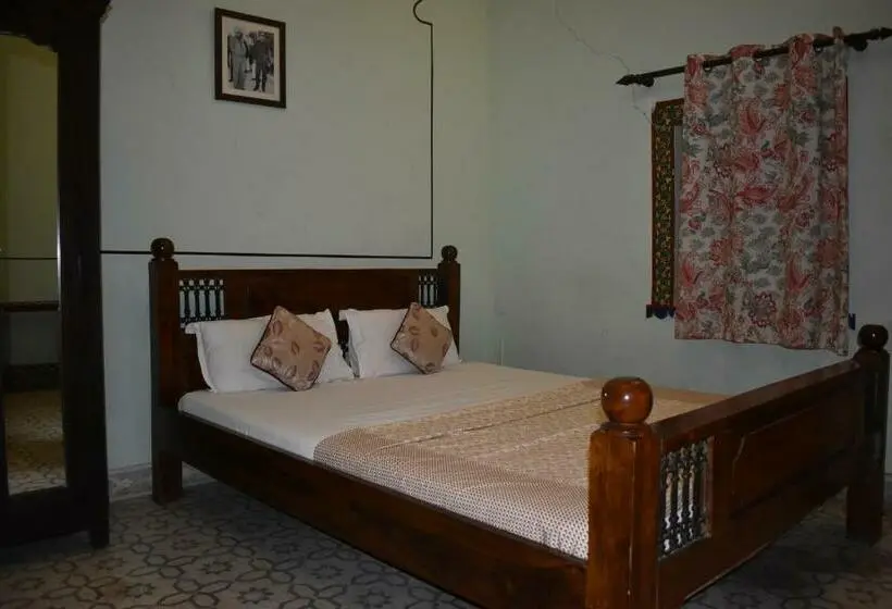 اتاق لوکس, Nawal Sagar Palace   Bundi