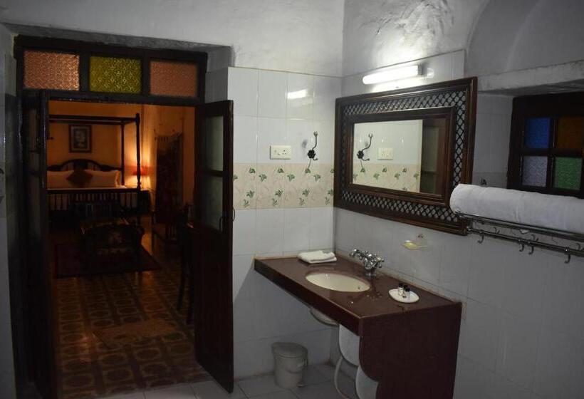 スイート（家族用）, Nawal Sagar Palace   Bundi