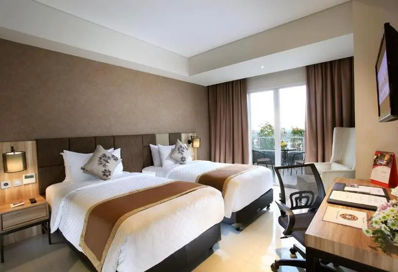 Superior-huone Parveke, Swissbelinn Karawang