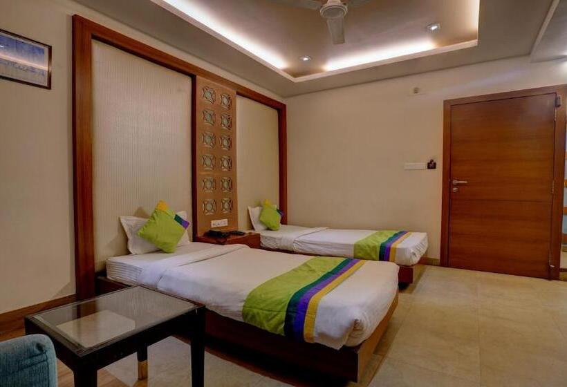 Quarto Estandar, Treebo B&b