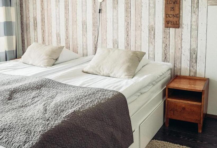 Quarto Estandar com Vistas, Ukko