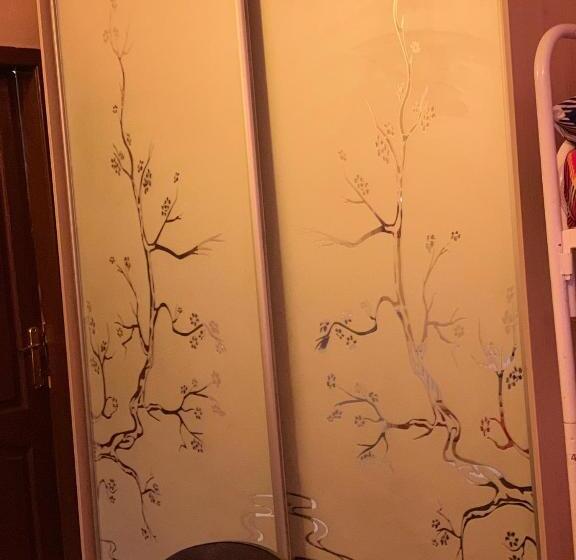 חדר משפחתי חדר אמבטיה משותף, Uyut