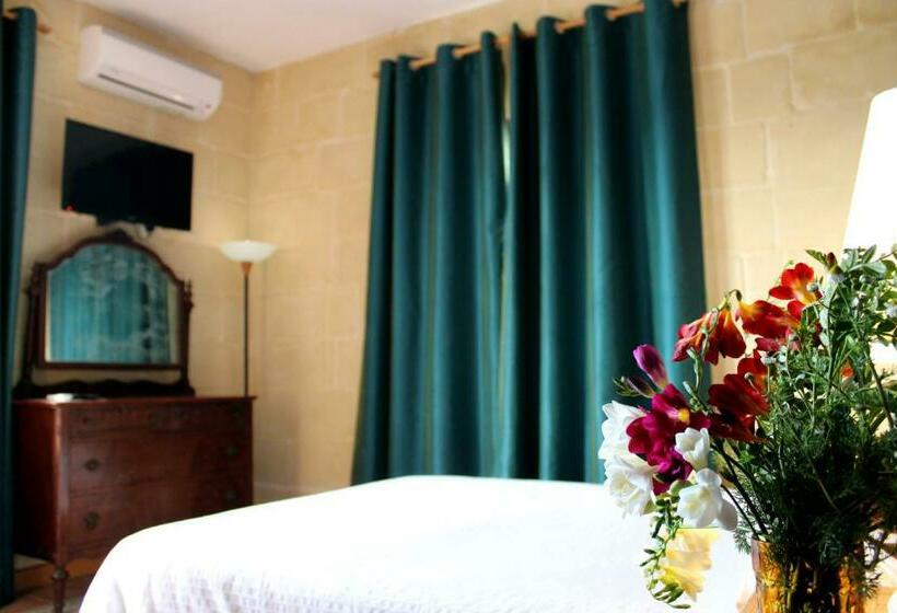 اتاق استاندارد با تراس, Il Wileġ Bed & Breakfast
