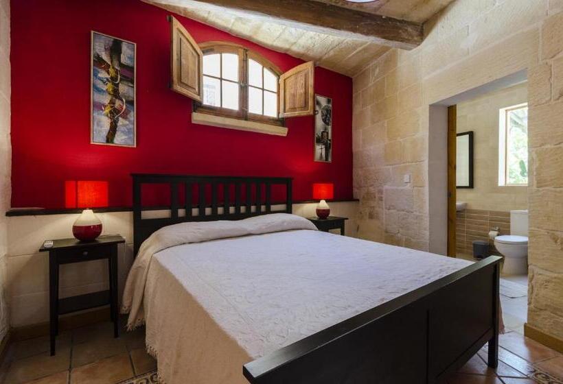 اتاق استاندارد, Il Wileġ Bed & Breakfast