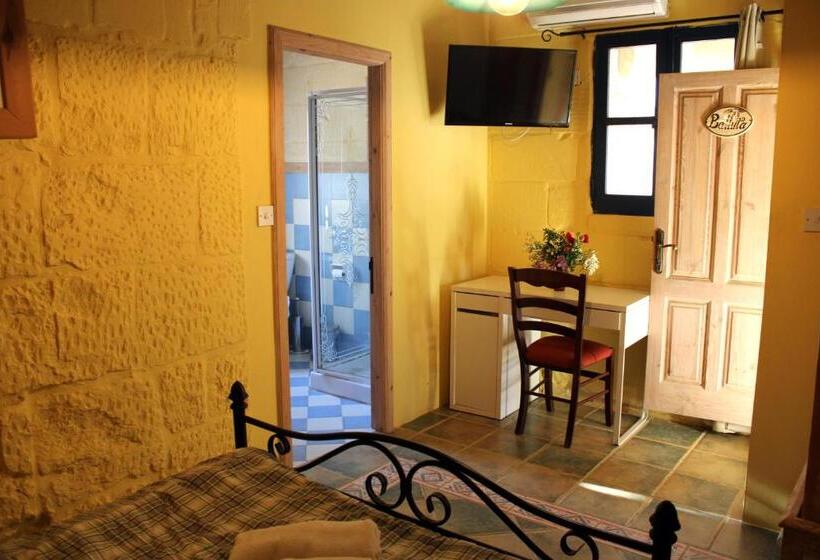 اتاق استاندارد, Il Wileġ Bed & Breakfast