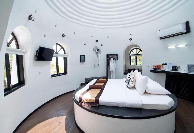 标准间, Moonlight Resort