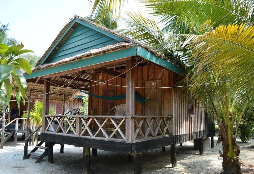 Семейное Бунгало, Palm Beach Bungalow Resort