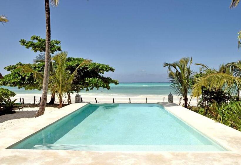 سوئیت جونیور با چشم‌انداز باغ, Upendo Beach Boutique Hotel Zanzibar