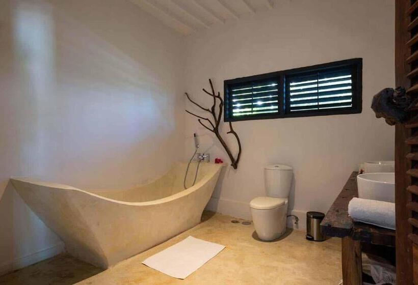 带大床的套房, Upendo Beach Boutique Hotel Zanzibar