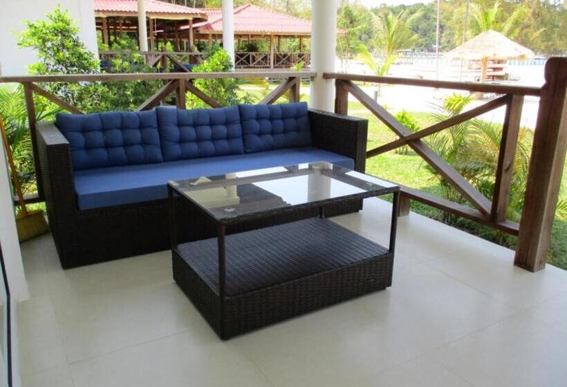 带花园景观和一个卧室的别墅, Saracen Bay Resort