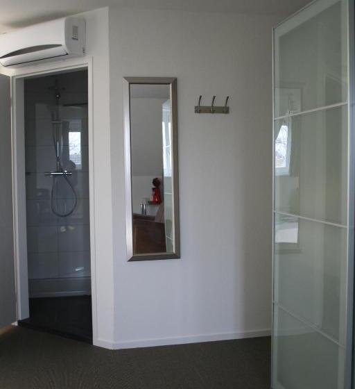 غرفة ديلوكس, Thorn B&b