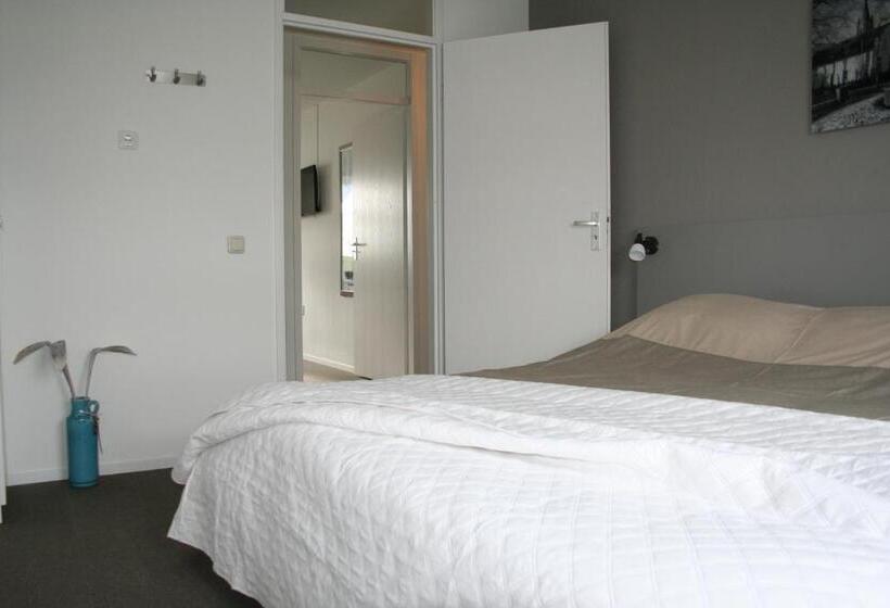 غرفة ديلوكس, Thorn B&b