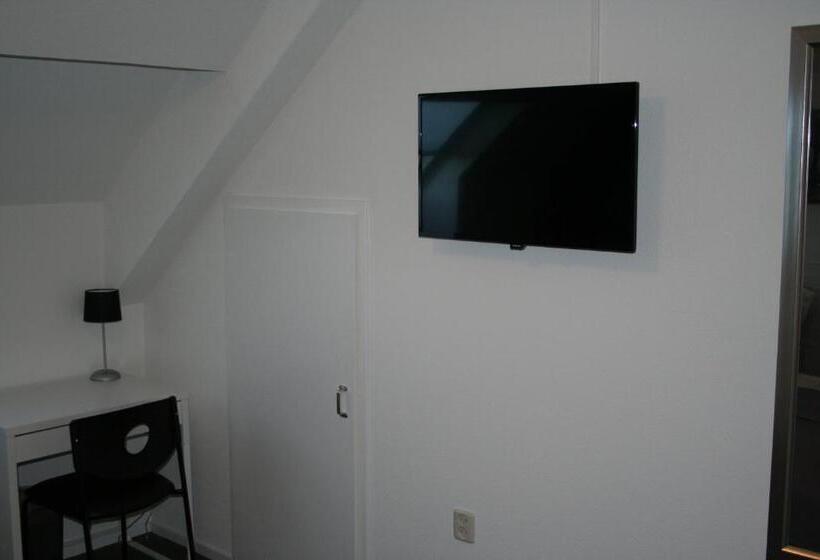 غرفة ديلوكس, Thorn B&b