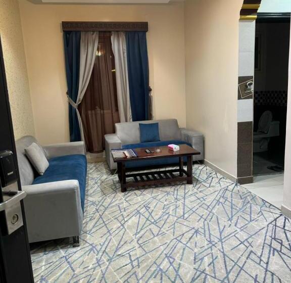 Family Room, المنزل الفاخر للشقق المفروشة