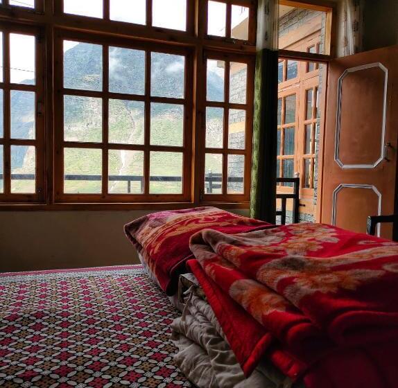 غرفة ديلوكس, Bros Hostel & Cafe, Sissu