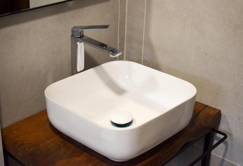 غرفة ديلوكس, Aqueduct Inn