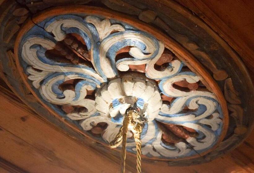 סוויטת ג'וניור, Aqueduct Inn