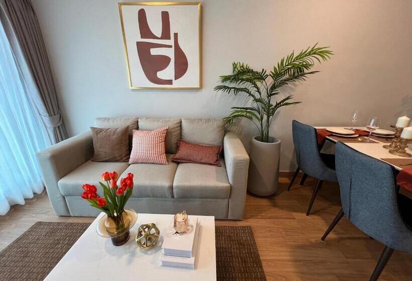 آپارتمان لوکس 2 خوابه, The Astra Sky River 2bd Cozy Room 45 Sqm Night Bazaar Old Town