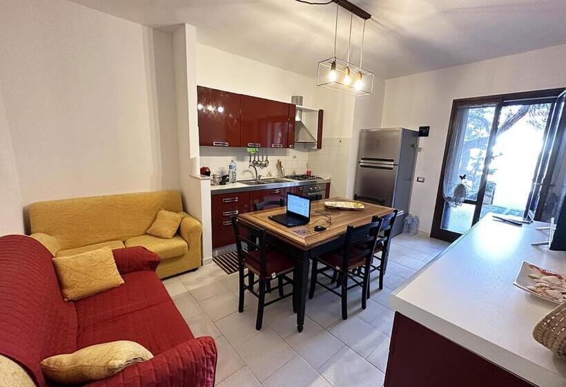 2침실 아파트 정원 전망, Appartamento A Sottotorre, Calasetta C300