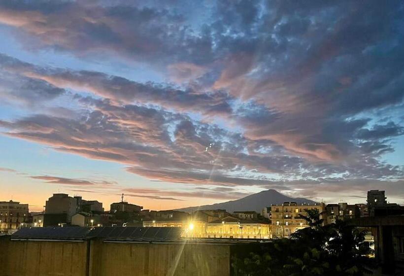 غرفة قياسية, Catania Vibes