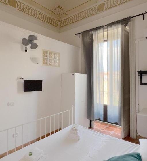 غرفة قياسية, Catania Vibes