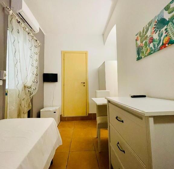 غرفة قياسية فردية, Catania Vibes